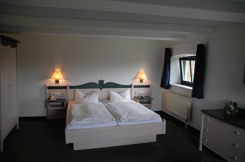 Gutshaus Redewisch Hotel & Restaurant 볼텐하겐 외부 사진