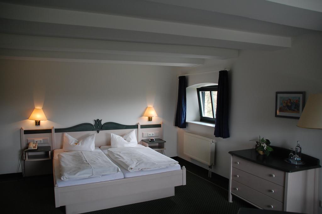 Gutshaus Redewisch Hotel & Restaurant 볼텐하겐 외부 사진