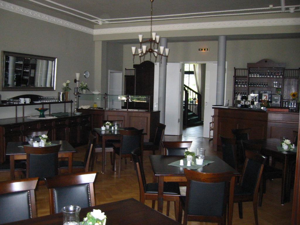 Gutshaus Redewisch Hotel & Restaurant 볼텐하겐 외부 사진