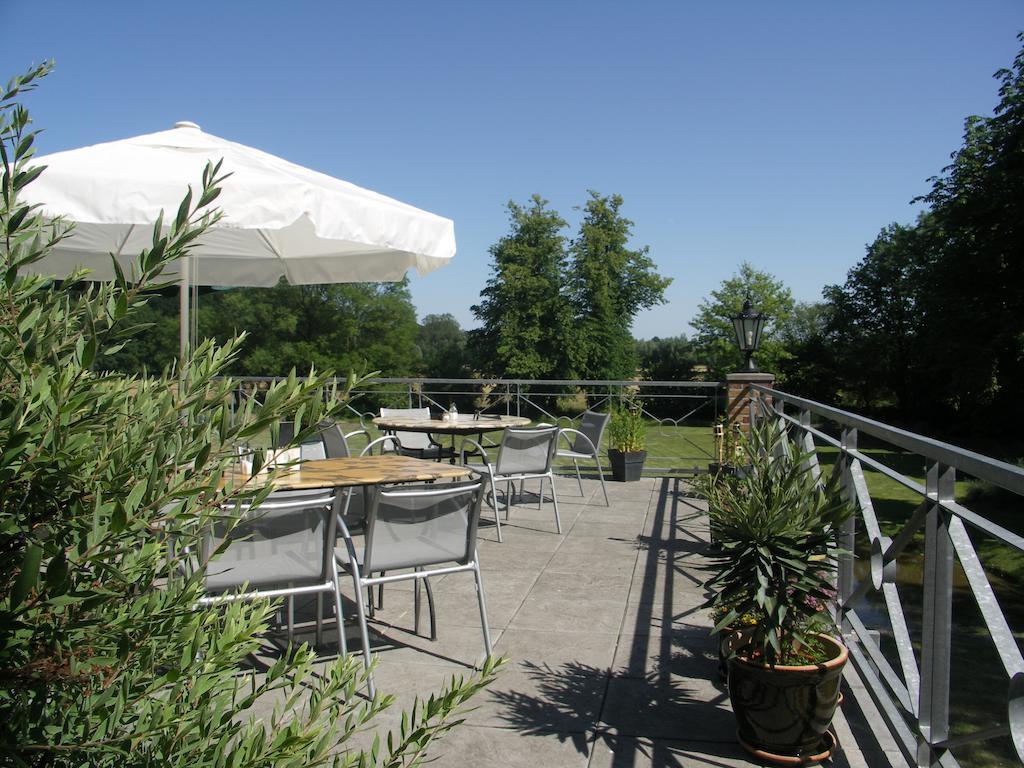 Gutshaus Redewisch Hotel & Restaurant 볼텐하겐 외부 사진
